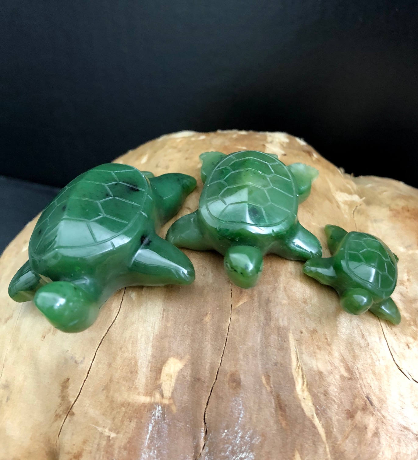 亀の置物 （翡翠） カナダ産翡翠亀 - 複数サイズ - 翡翠の置物 - 亀 - Etsy 日本