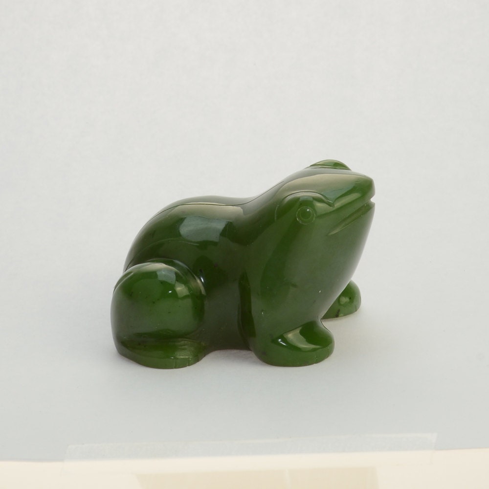 Canadian Nephrite Jade Frog Carving, Frog Figurine, Multiple Sizes