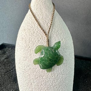 Canadian Nephrite Jade Turtle Pendant - Jade Necklace - Turtles