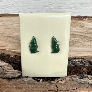 Canadian Nephrite Jade Wolf Stud Earrings - Green Jade - Natural Jade