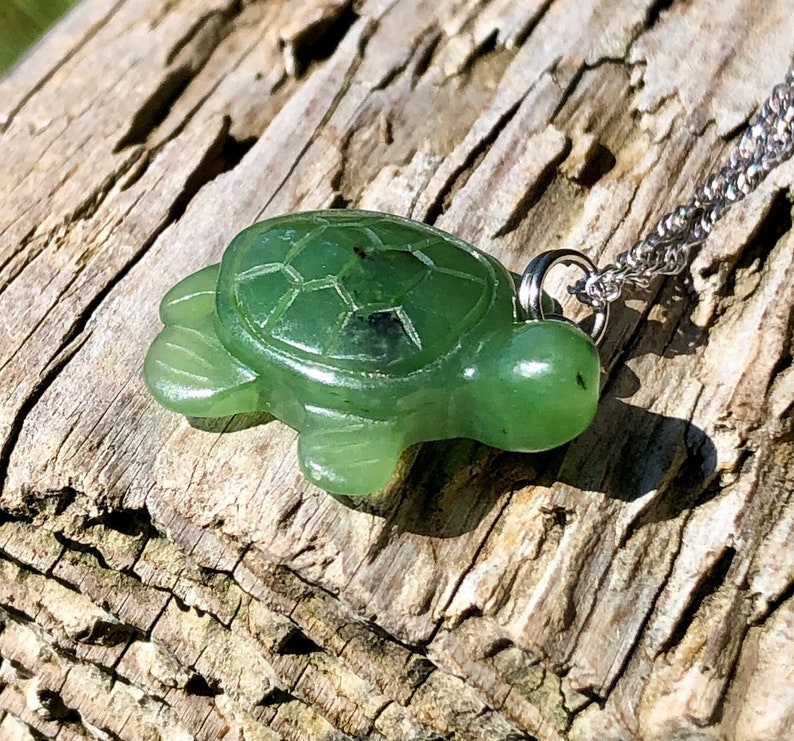 jade turtle figurine