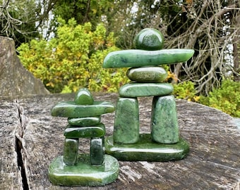 Jade nefrita canadiense Inukshuk - Jade verde pulido - Jade natural