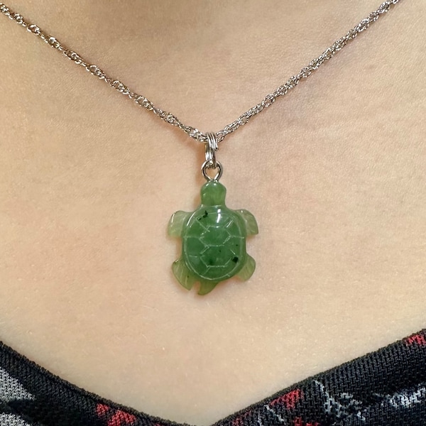 Canadian Nephrite Jade Turtle Charm Necklace - Turtles - Green Jade - Jade Pendant