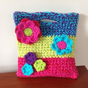 Modèle de sac à fleurs au crochet / Tutoriel : Sac à main coloré pour fille avec des appliqués de fleurs - Téléchargement immédiat