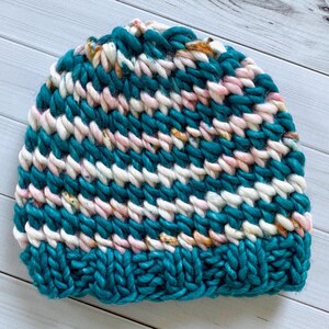 Super Bulky Hat Knitting Pattern, Two Color Knit Hat Pattern, Knit Beanie