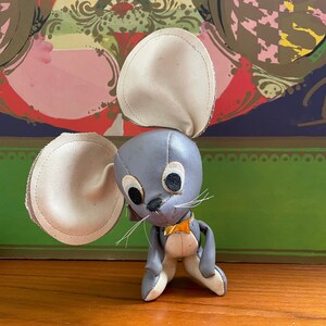 Vintage Dream Pets Grey Vinyl Mouse