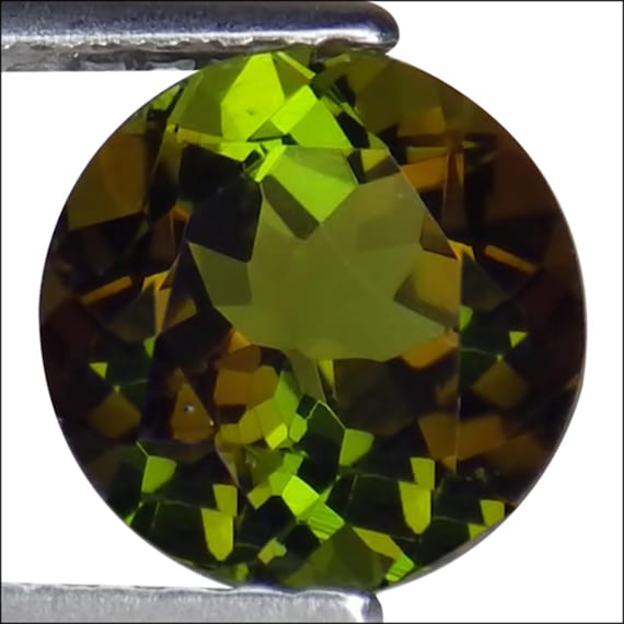 Tourmaline Paraïba 0,59 Ct - IGI Certifiée, Vert Clair, Naturelle, Ovale