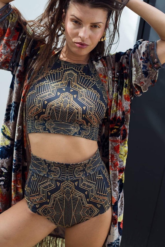 black rave top