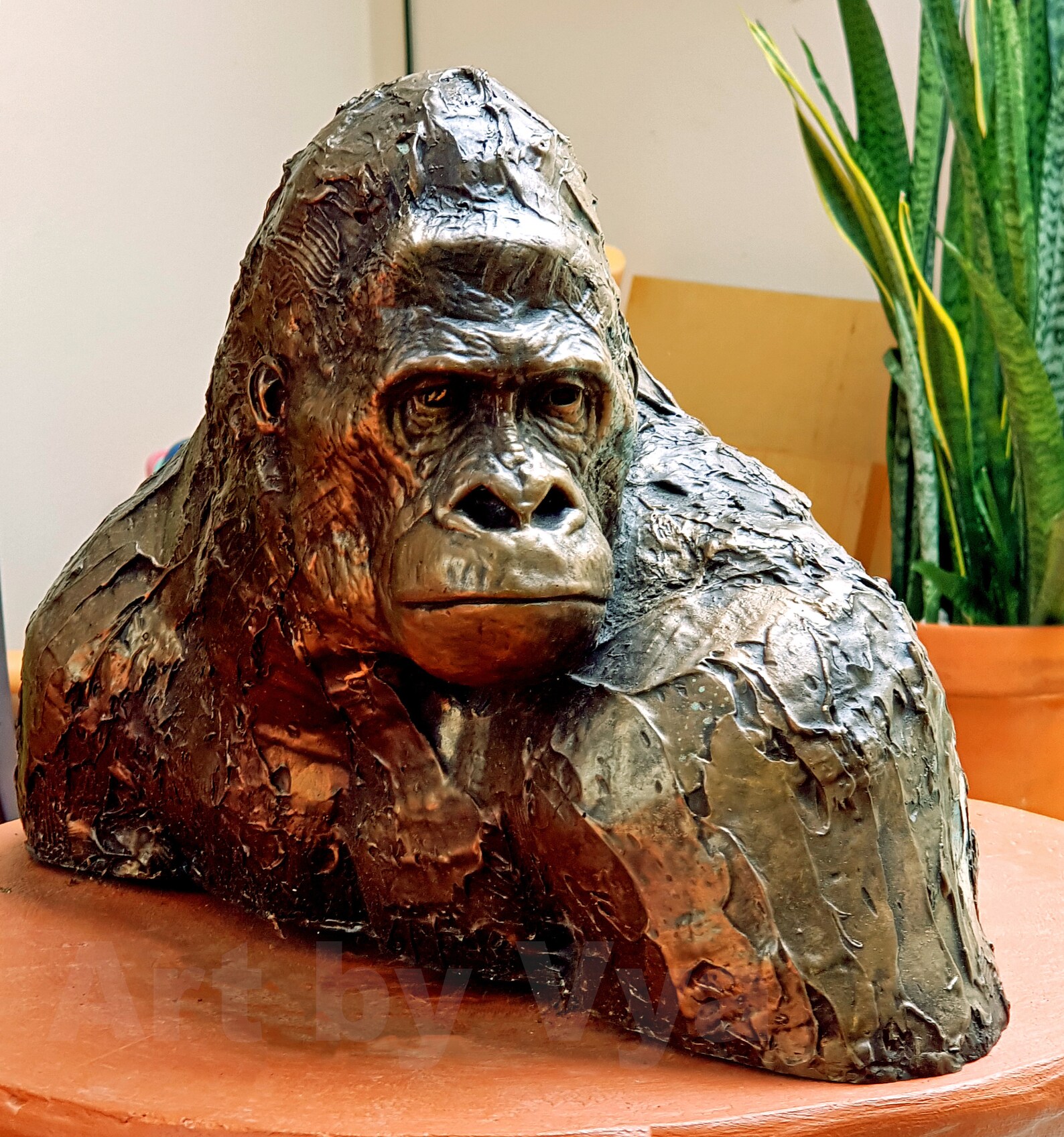 Silverback gorilla garden statue Bronze Gorilla statue Monkey Etsy 日本
