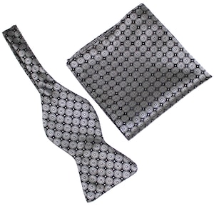 Mens Black and Silver Circles Bow Tie Self Tie Hanky Neckwear Set