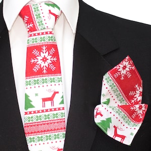 Men&#39;s Christmas Trees Reindeer Snowflakes Green Red Tie & Hanky Set CH011