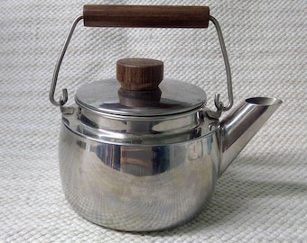 Vintage Farberware Tea Kettle Tea Pot With Wood Handles. Retro 