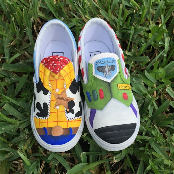 Vans Toy Story Slip On Infantil Vans Toy Story Slip On Infantil
