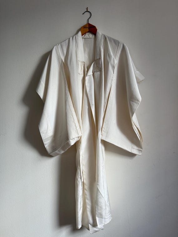 Vintage Ivory Silk Kimono