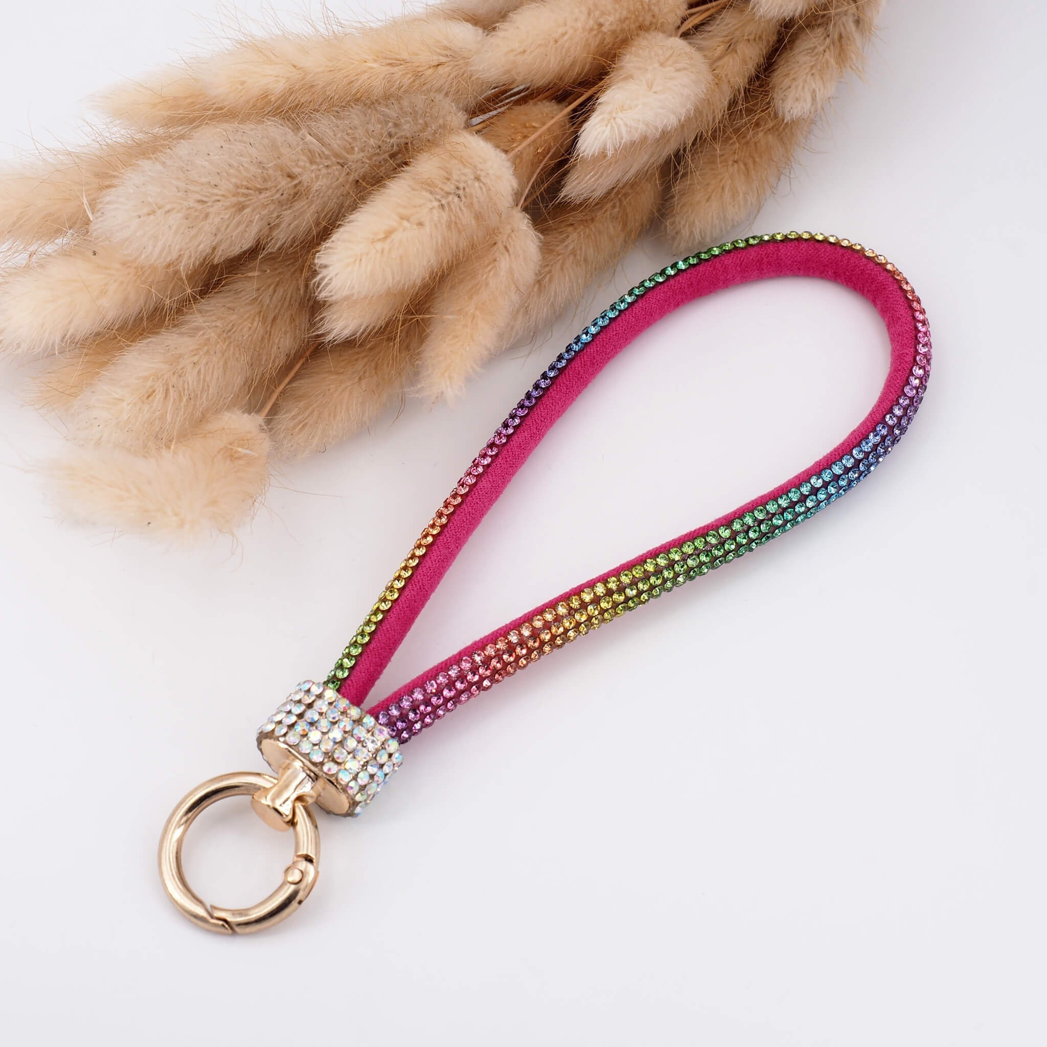 MORWLAT Handy-Anhänger Mit Regenbogen-Kristall – Bunt, Glitzernd, Perfekt Als Geschenk