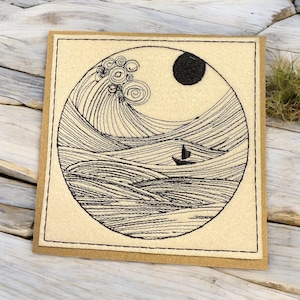 Carte de voeux faite main par l'artiste avec broderie « Tempête en mer. Idéal à encadrer et à conserver pour toujours. Pas seulement une carte.