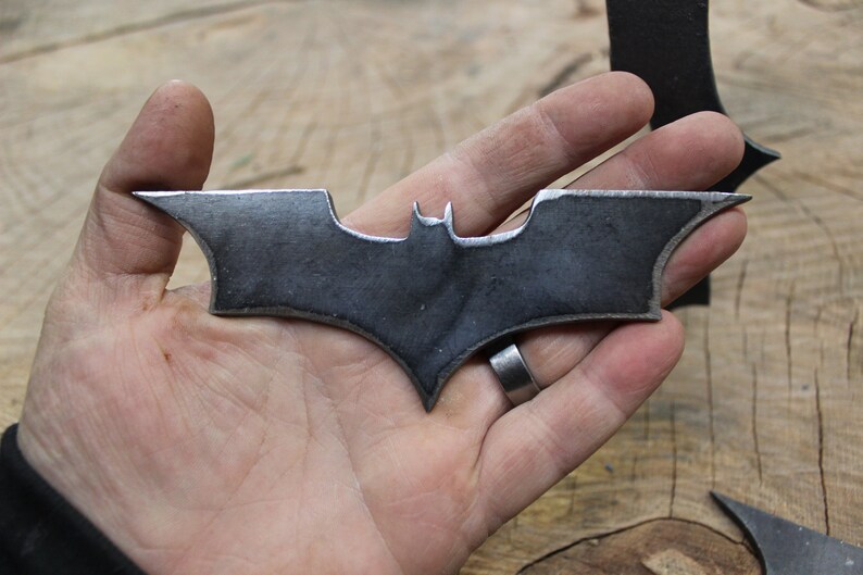 different types of batarangs