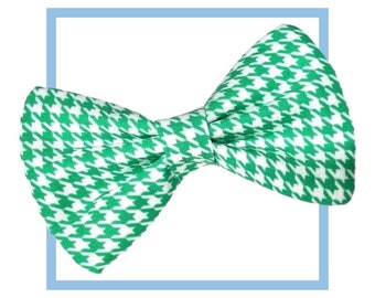 Green Houndstooth St Patrick’s Day Bow Tie for Dogs