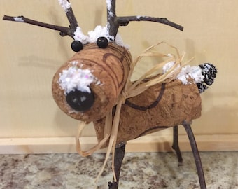 Reindeer ornament ,Wine Cork Reindeer, Wine Cork Holiday Reindeer, Wine Cork Christmas Reindeer,Wine Cork Winter Reindeer,Shelf Sitter