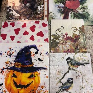 Seasonal fun pack of 15 Napkins, Decoupage set of 15 Napkins, Seasonal Napkins, FREE SHIPPING