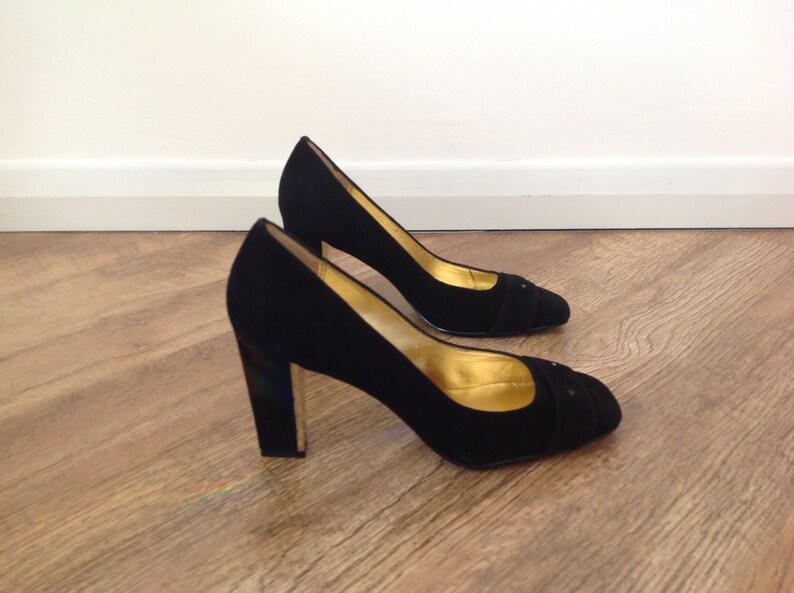 anne klein suede shoes