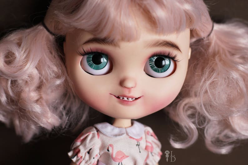 Blythe doll Commission Service | Etsy