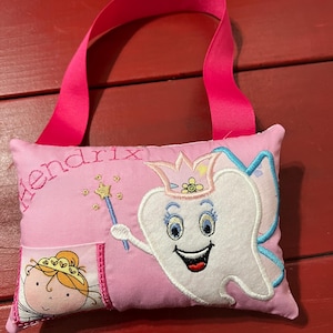 Personalized ToothFairy Pillow, Girl’s Tooth Fairy Pillow, Boy’s Tooth Fairy Pillow, Tooth Fairy Pillow Door Hanger, Tooth Pillow Bed Hanger