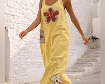 Combinaison bohème moutarde en lin S/M | Salopette ample à motif floral fait main | Barboteuse d'été hippie Indie Free Spirit, lin et coton bio