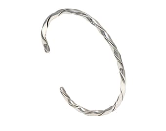 Pulsera trenzada de plata de ley