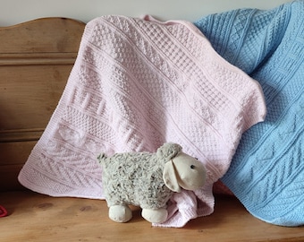 ストライプ柄ベビーブランケットの編み図：太い糸、ケーブルボーダー