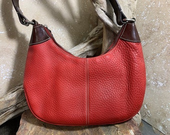 Dooney and Bourke Red Leather Large O Ring Calf Leather Hobo Purse Dooney & Bourke Red Leather Hobo Shoulder Bag EUC! MSRP $300  main image 3