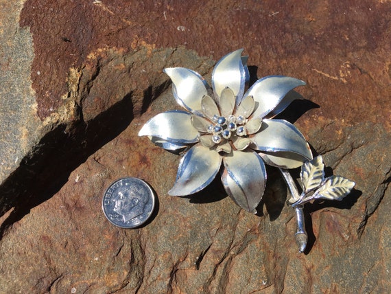 1950s Coro Signed Silver Tone Poinsettia  Vintage… - image 2