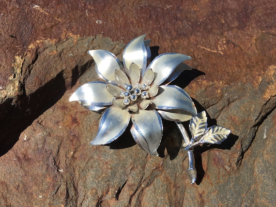 1950s Coro Signed Silver Tone Poinsettia  Vintage… - image 1