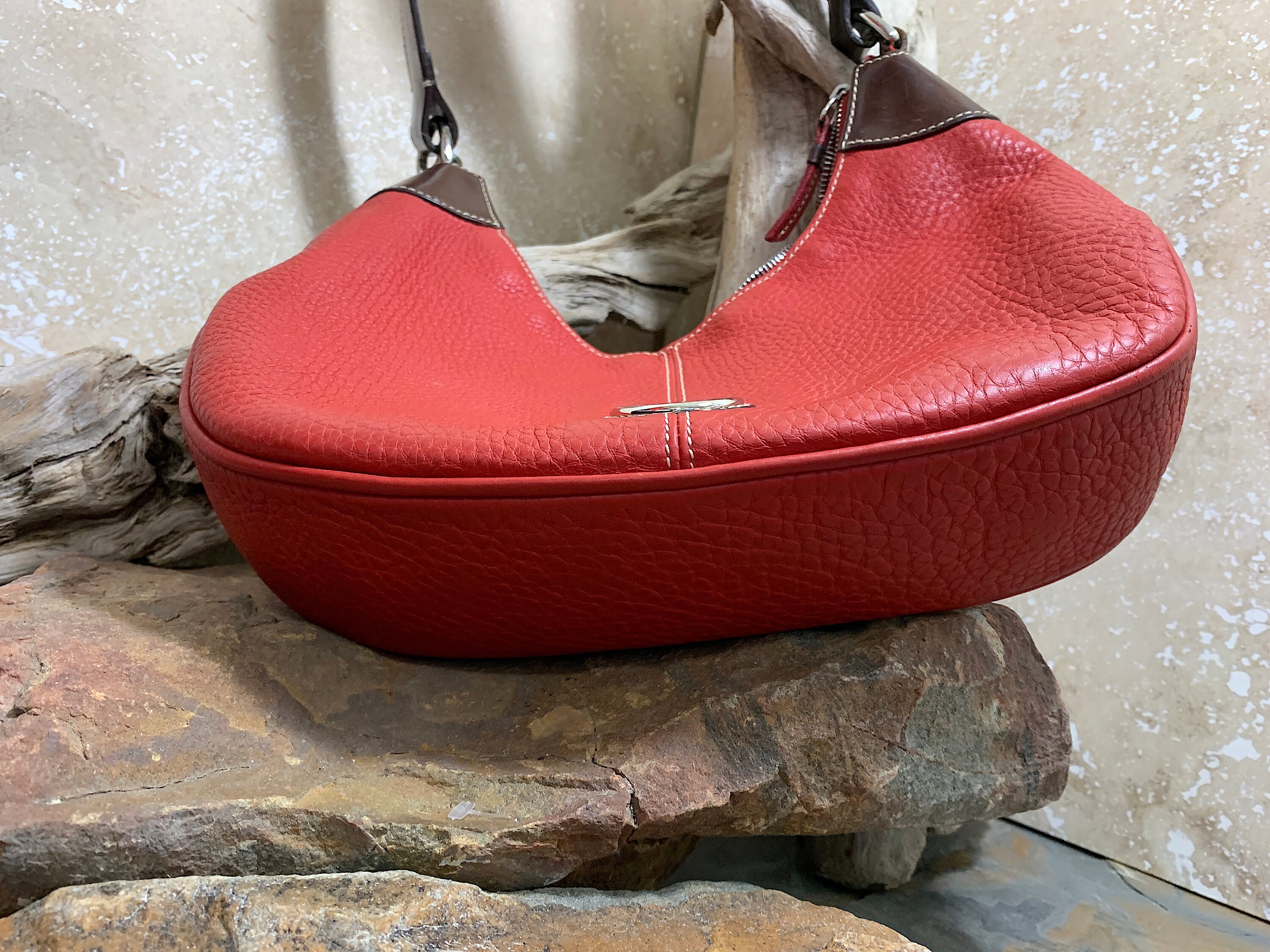 Sac à Main Dooney & Bourke - Petit Modèle Seaun Hobo Signature - Vintage Gris Et Noir En Tissu Et Cuir
