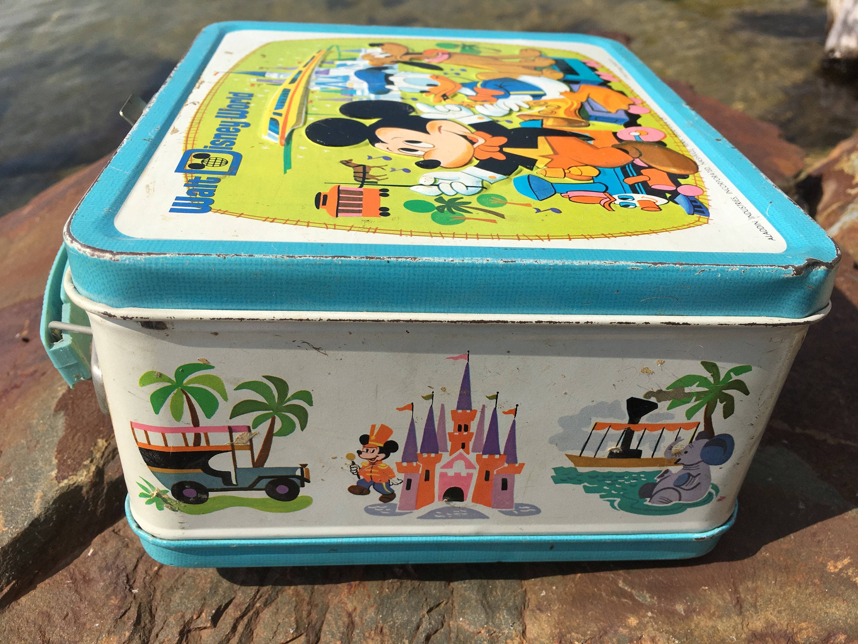 1973 Walt Disney World Lunchbox Metal Aladdin Vintage