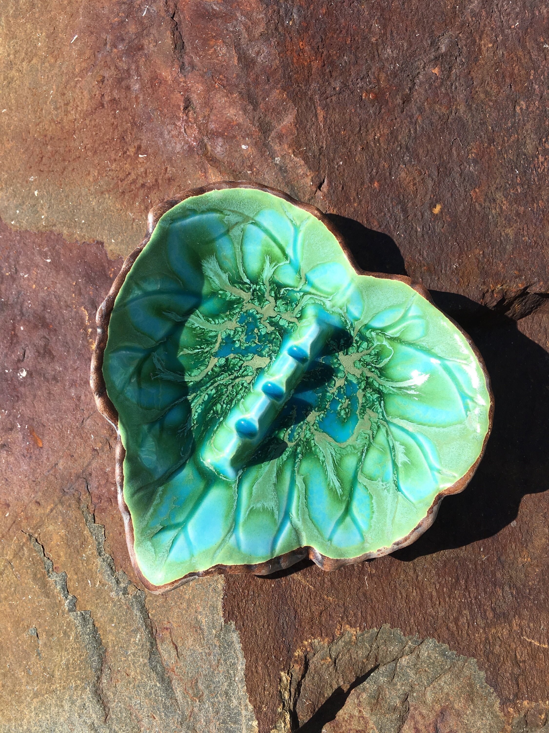 ベビーグッズも大集合 Craft Treasure 1963 Leaf NO USA Glaze Green and Blue Ashtray K-POP・アジア