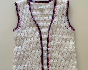 Vintage 60s Girls White Mod Crocheted Knit Americana Sweater Vest by Montgomery Wards Size 4-5