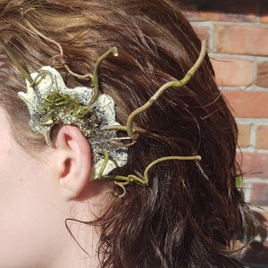 Natural Earpiece - EcoSilver Earpiece - Festival Earcuff - Bohemian Style Earpiece - Resin Earcuff - Sustainable Jewellery -Organic Ear Warp