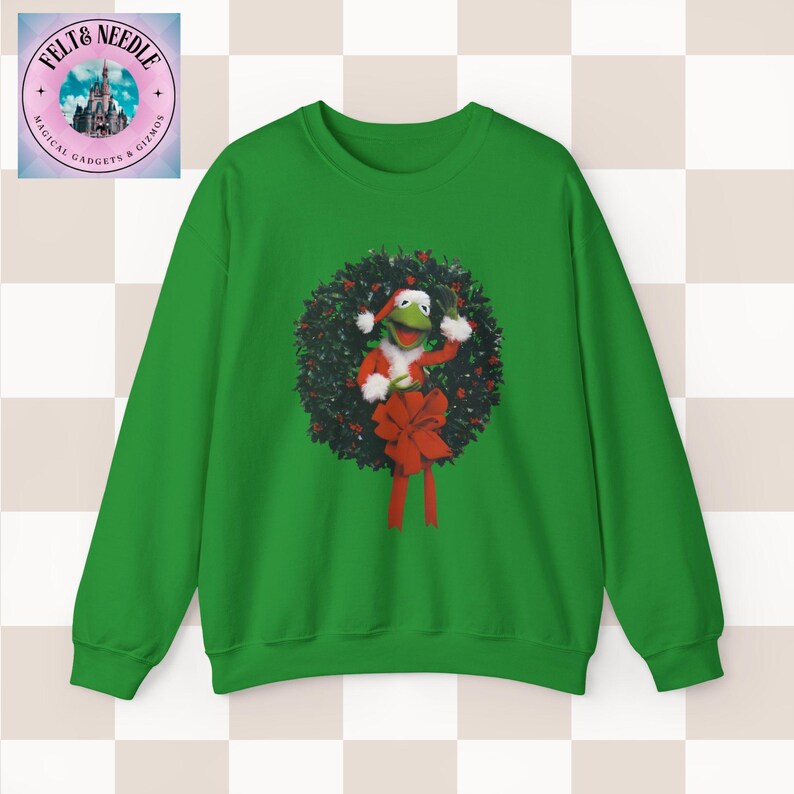 Felpa retrò di Babbo Natale Kermit, maglione girocollo anni '80 e '90, abbigliamento meme natalizio, pullover natalizio unisex, regalo di Natale divertente, hipster vintage Irish Green