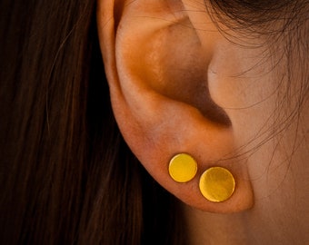 24k Gold Stud Discs - Glad of gehamerd - 3 mm 5 mm 6 mm 8 mm - Kies uw maat - Minimalistische gouden oorbellen - Puur gouden oorknopjes (E1)