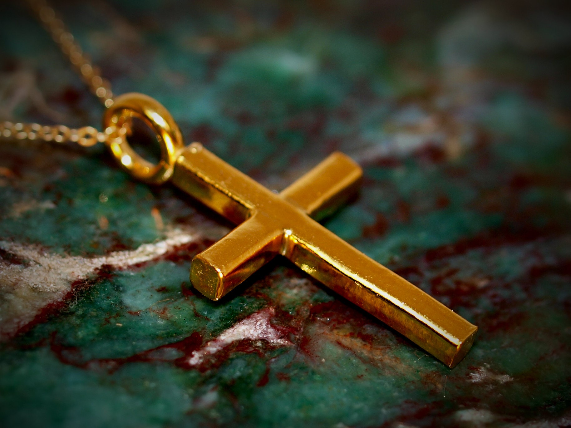 22k Gold Cross