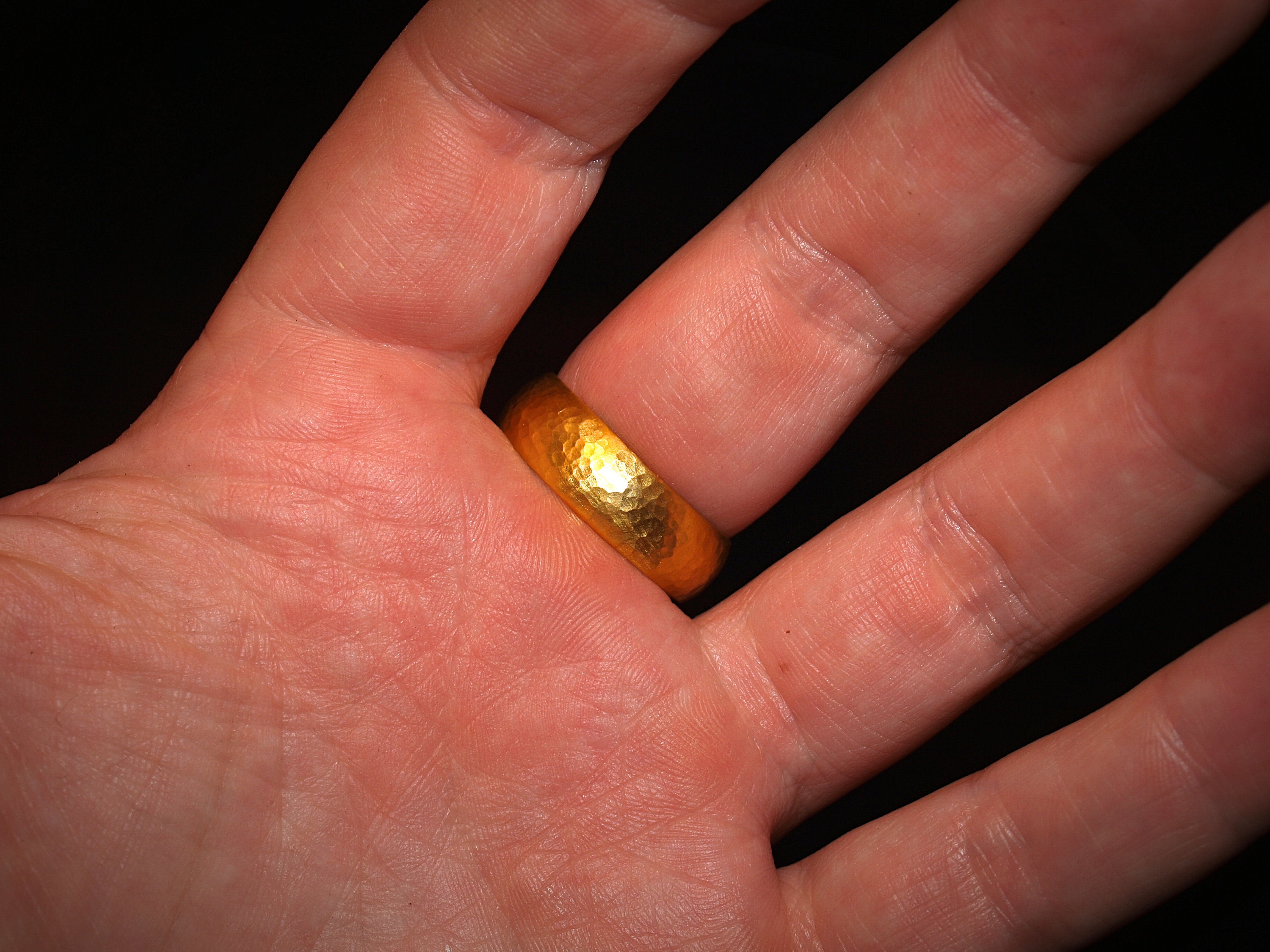 8mm Heavy 24k Gold Ring - Comfort Fit Style - Big Gold Wedding Band ...