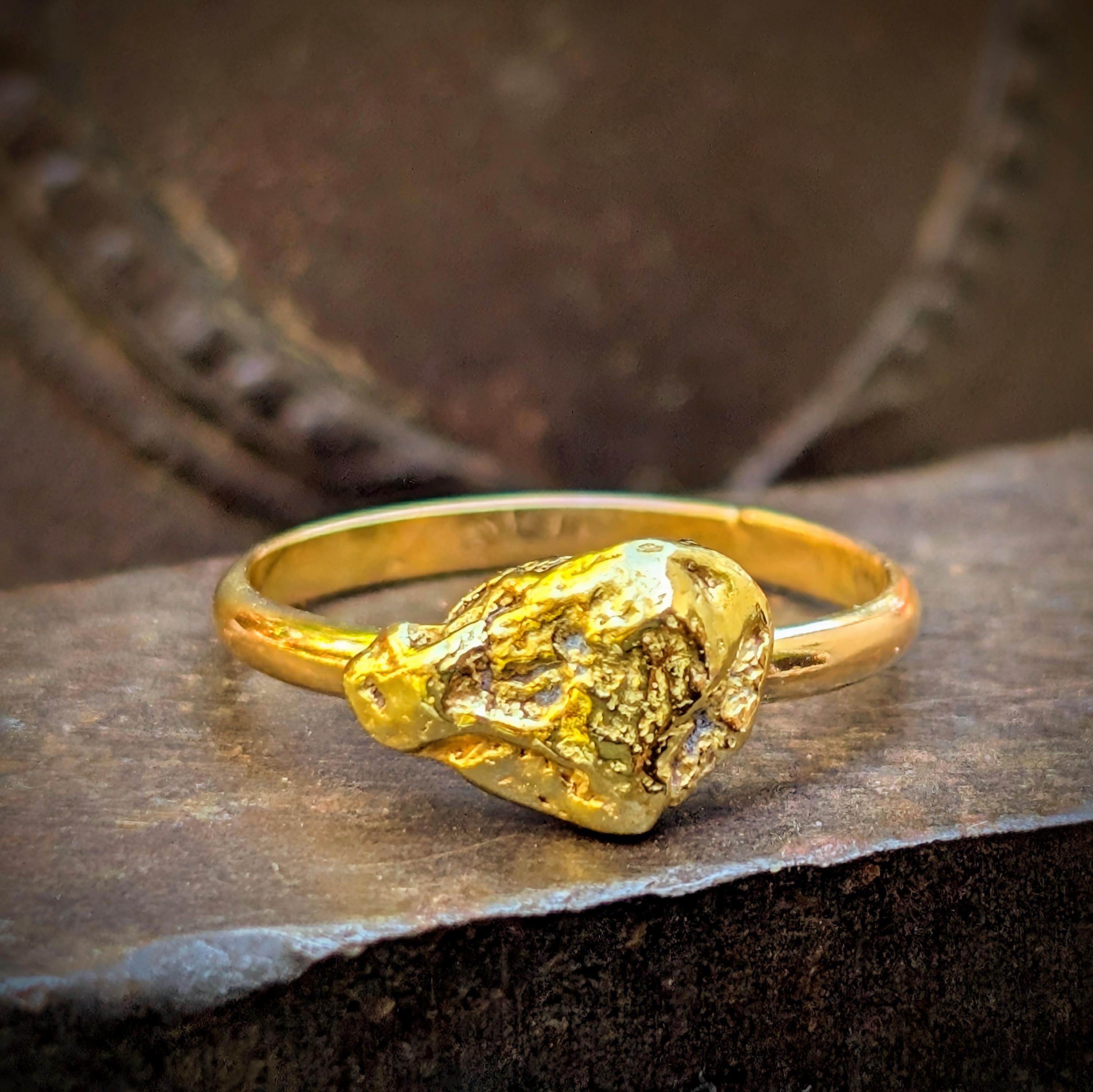 Real 22k Alaska Gold Nugget Ring, Smooth 14k Band, Size 7 (N1671