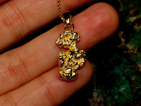 14k gold nugget on sale pendant