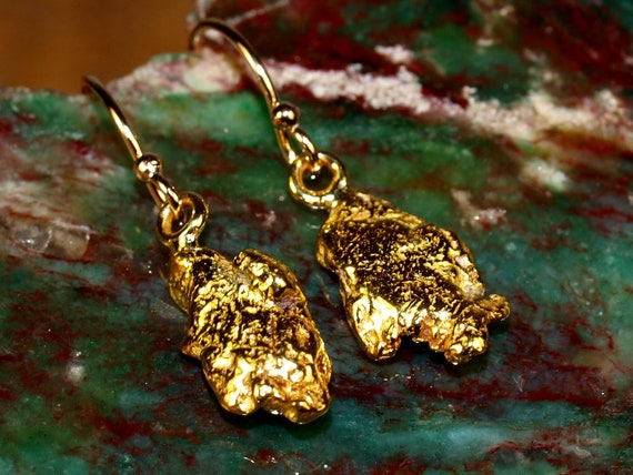 Solid gold store nugget earrings