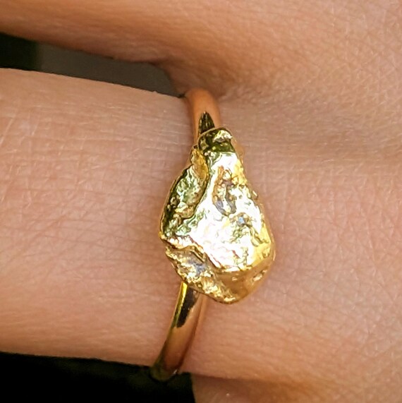 Real 22k Alaska Gold Nugget Ring, Smooth 14k Band, Size 7 (N1671