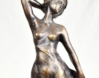 Figura decorativa  joven mujer