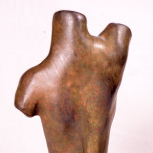 Sculpture statuette, female torso with rusty iron patina image 3