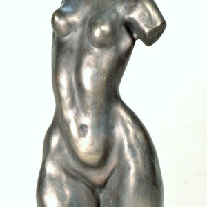 Torsofigur einer Frau, handgefertigte Skulptur , vom Bildhauer signiert Bild 1