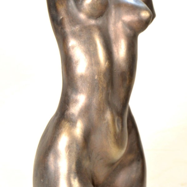 Torsofigur einer Frau, handgefertigte Skulptur , vom Bildhauer signiert